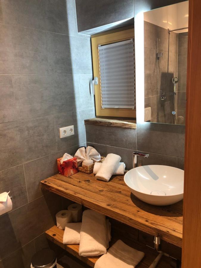 Bootshaus Am Hallstaetter See Халстат Екстериор снимка